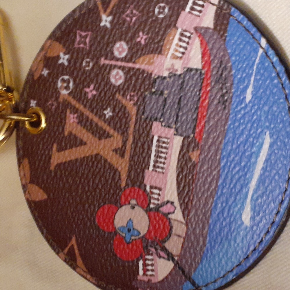 LOUIS VUITTON PURSE KEY CHARM HOLDER AUTHENTIC - Picture 3 of 8